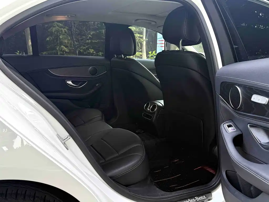 Mercedes-Benz C-Class 2020 — фото 12