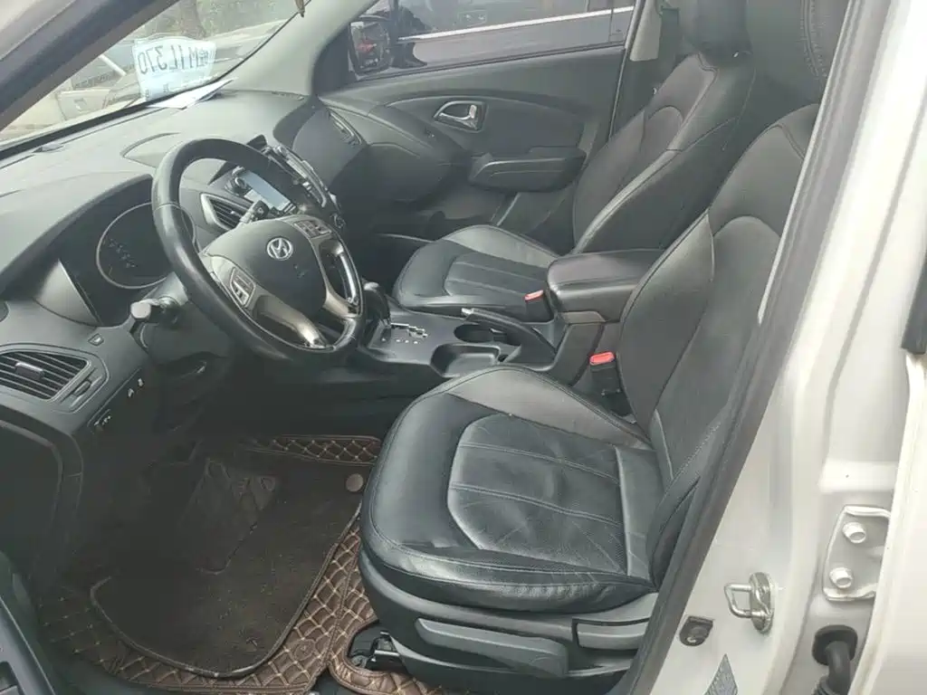 Hyundai ix35 2016 — фото 15