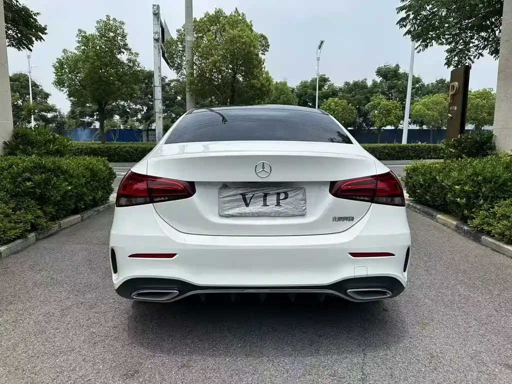 Mercedes-Benz A-Class 2020 — фото 6