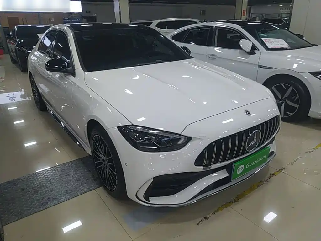 Mercedes-Benz C-Class 2025