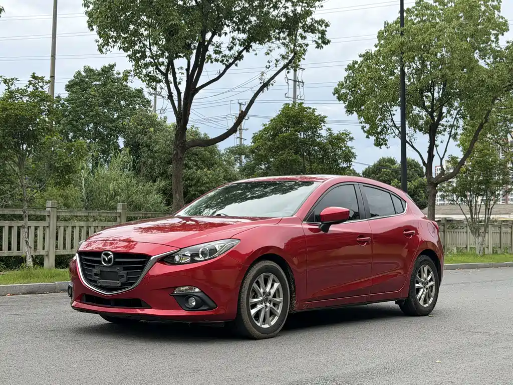 Mazda 3 Axela 2016