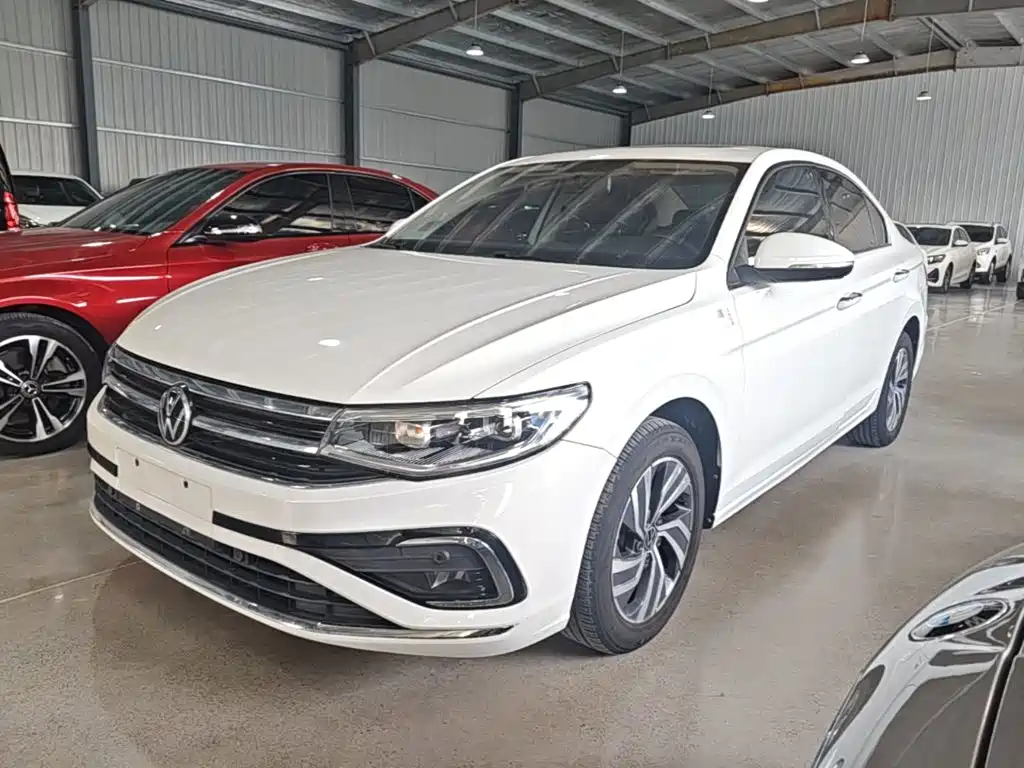 Volkswagen Bora 2024