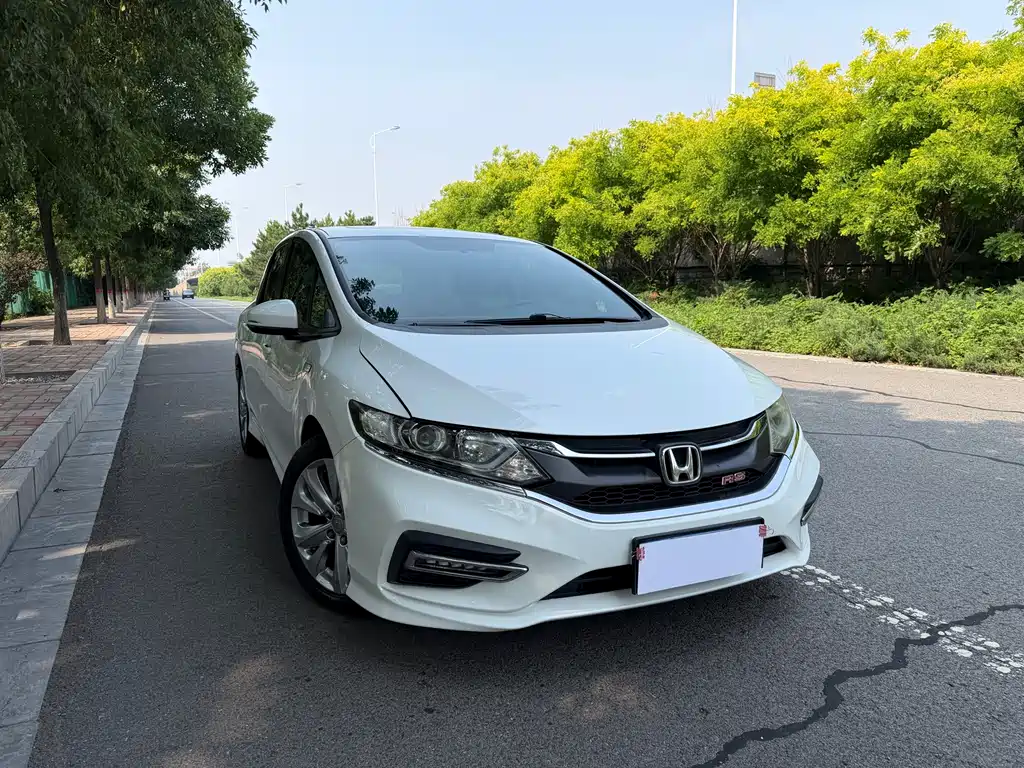 Honda Jade 2018