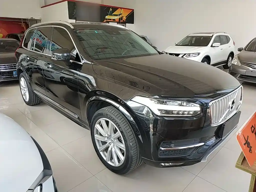 Volvo XC90 2019