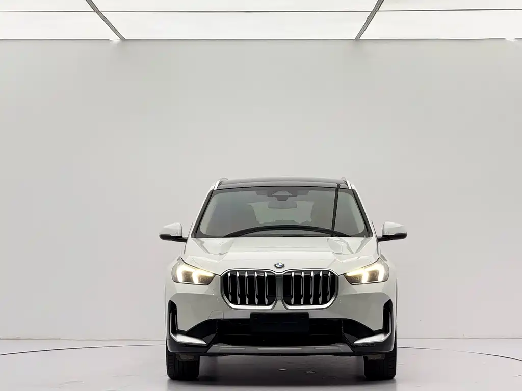 BMW X1 2023 — фото 2