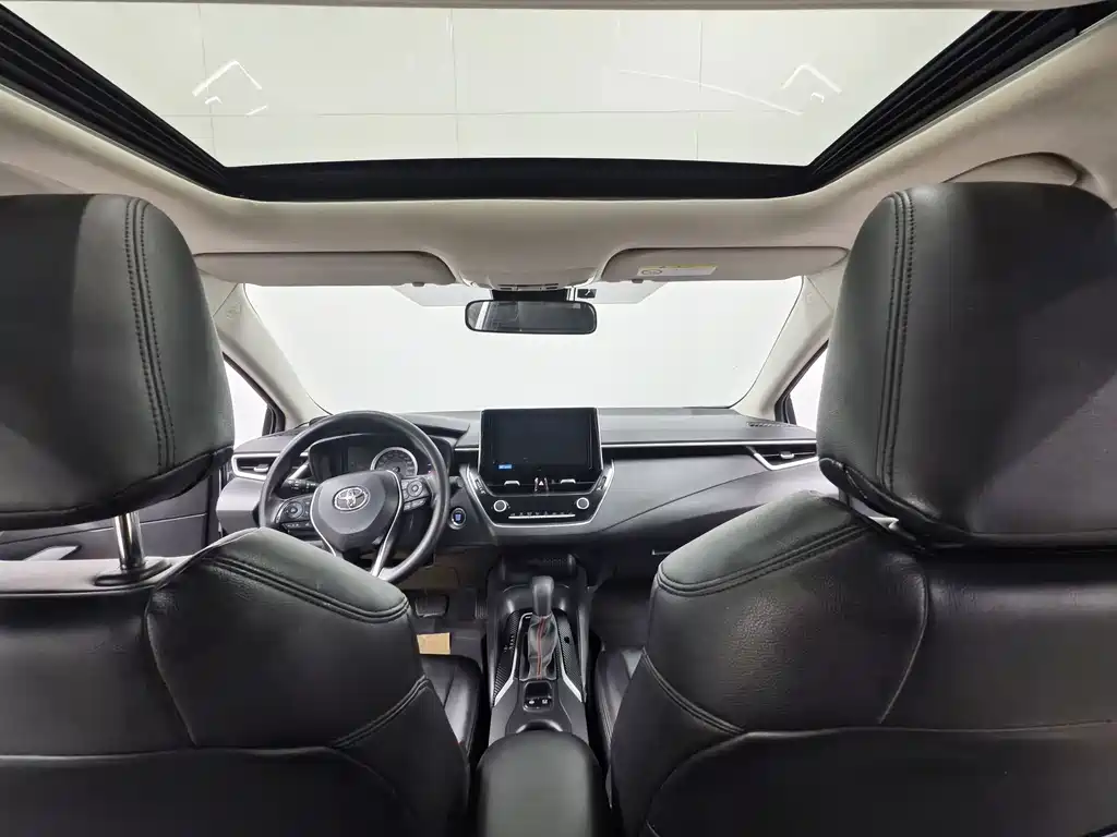 Toyota Corolla 2022 — фото 10
