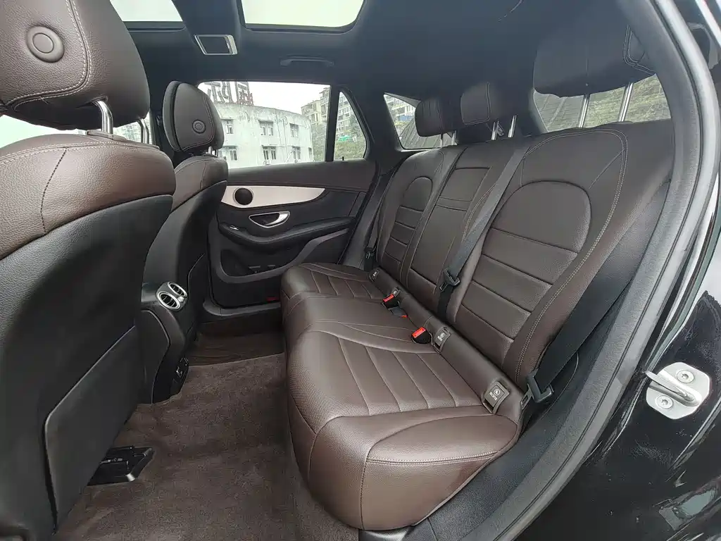 Mercedes-Benz GLC 2019 — фото 10