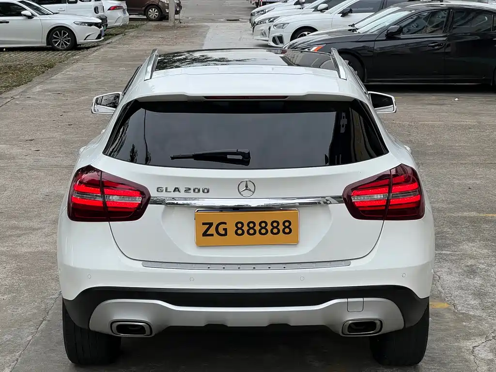 Mercedes-Benz GLA 2017