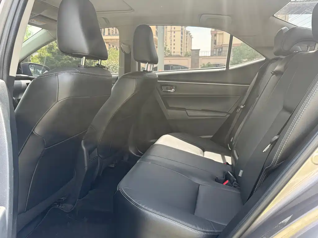 Toyota Corolla 2015