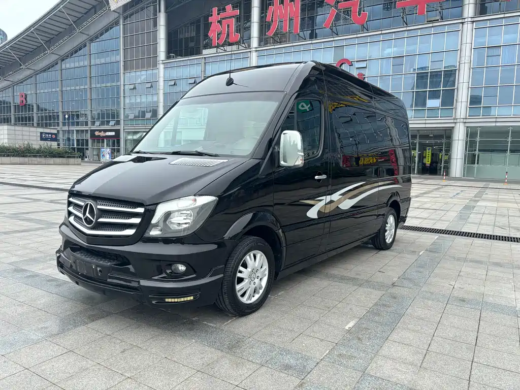 Mercedes-Benz Sprinter 2018 — фото 1