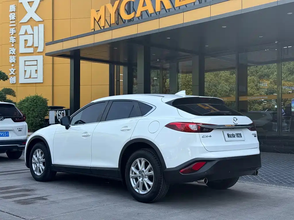 Mazda CX-4 2017 — фото 4