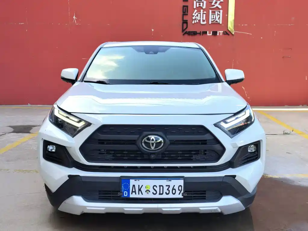 Toyota RAV4 2021