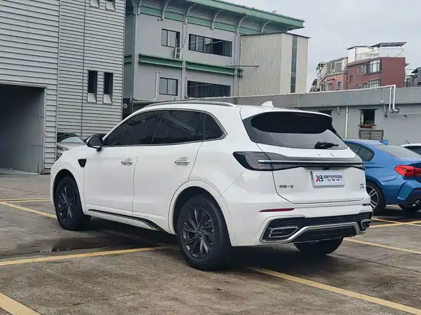 Hongqi HS5 2024