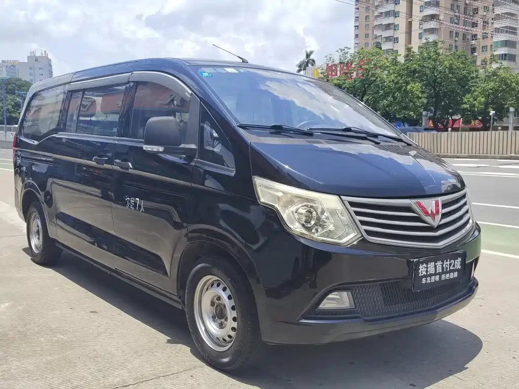 Wuling Journey Classic 2015 — фото 2