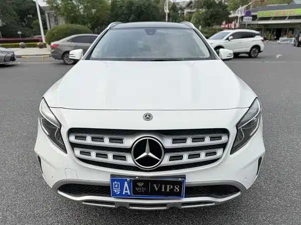 Mercedes-Benz GLA 2018