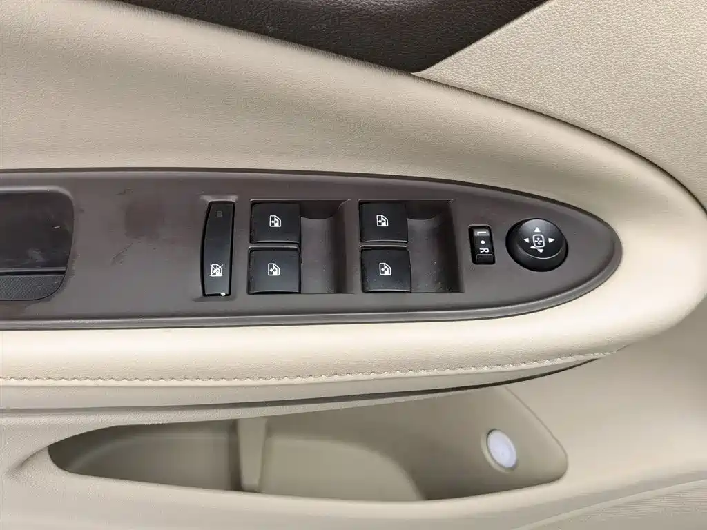 Buick Verano 2017 — фото 9