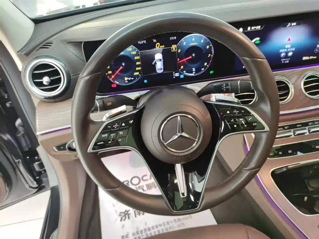 Mercedes-Benz E-Class 2023 — фото 23