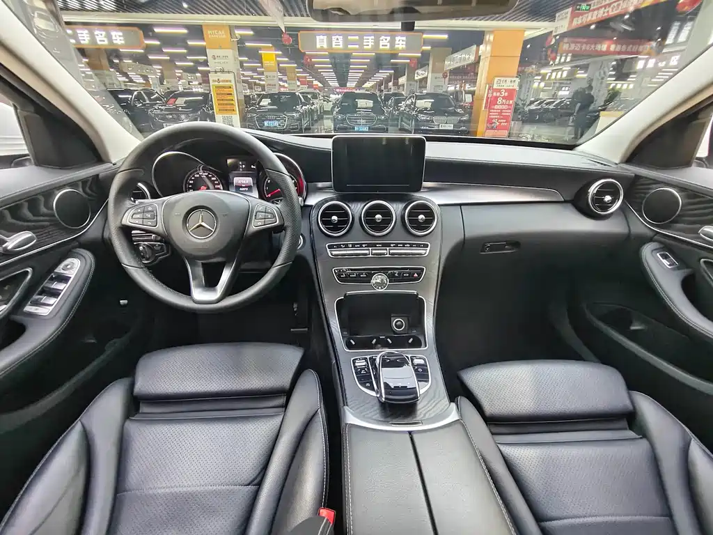 Mercedes-Benz C-Class 2017 — фото 11