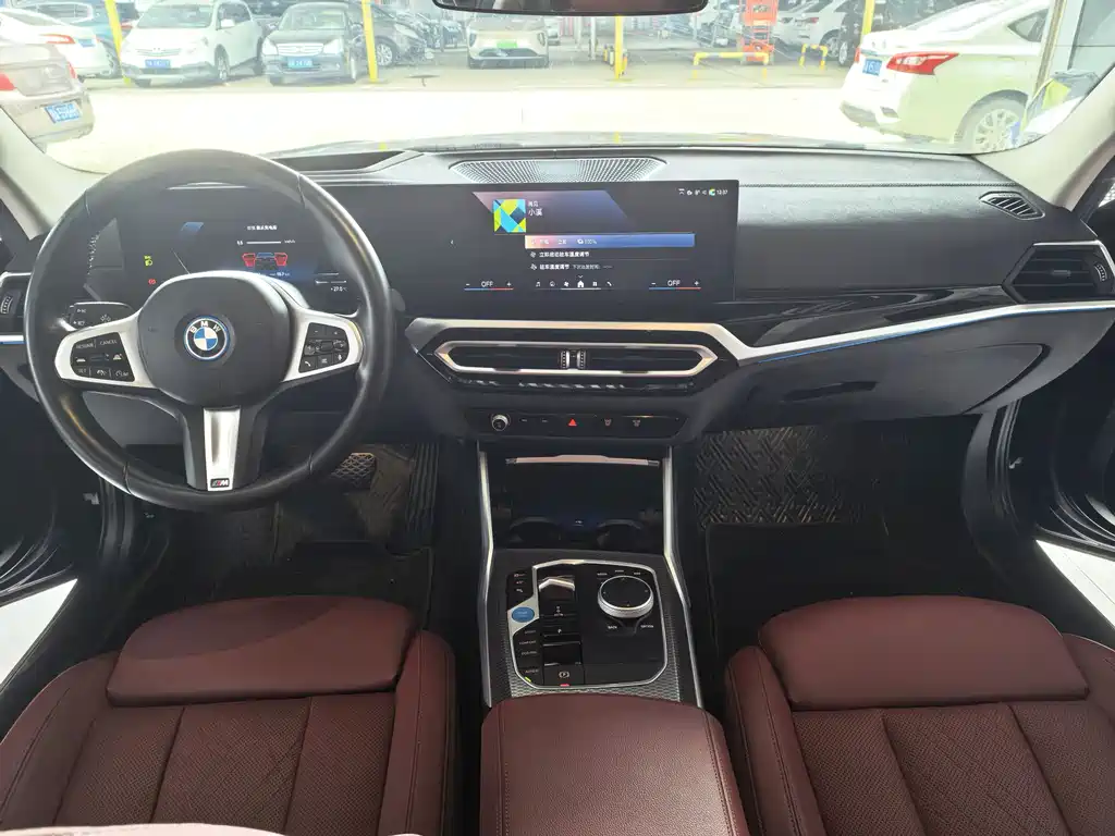BMW i3 2024 — фото 5