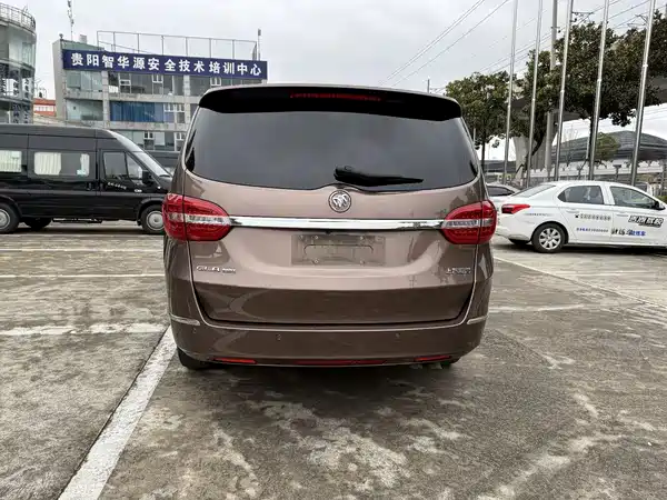 Buick GL8 2018