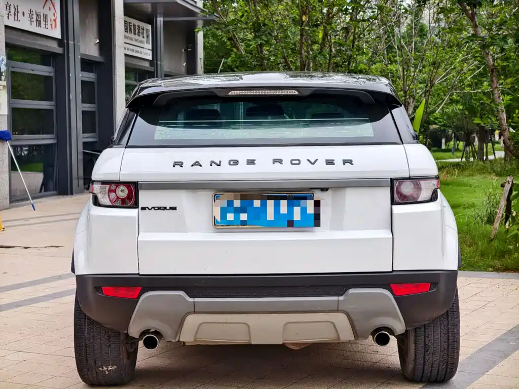 Land Rover Evoque 2015 — фото 11