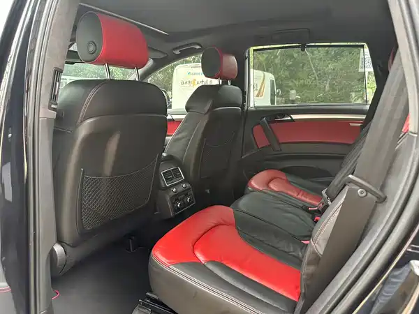 Audi Q7 2012
