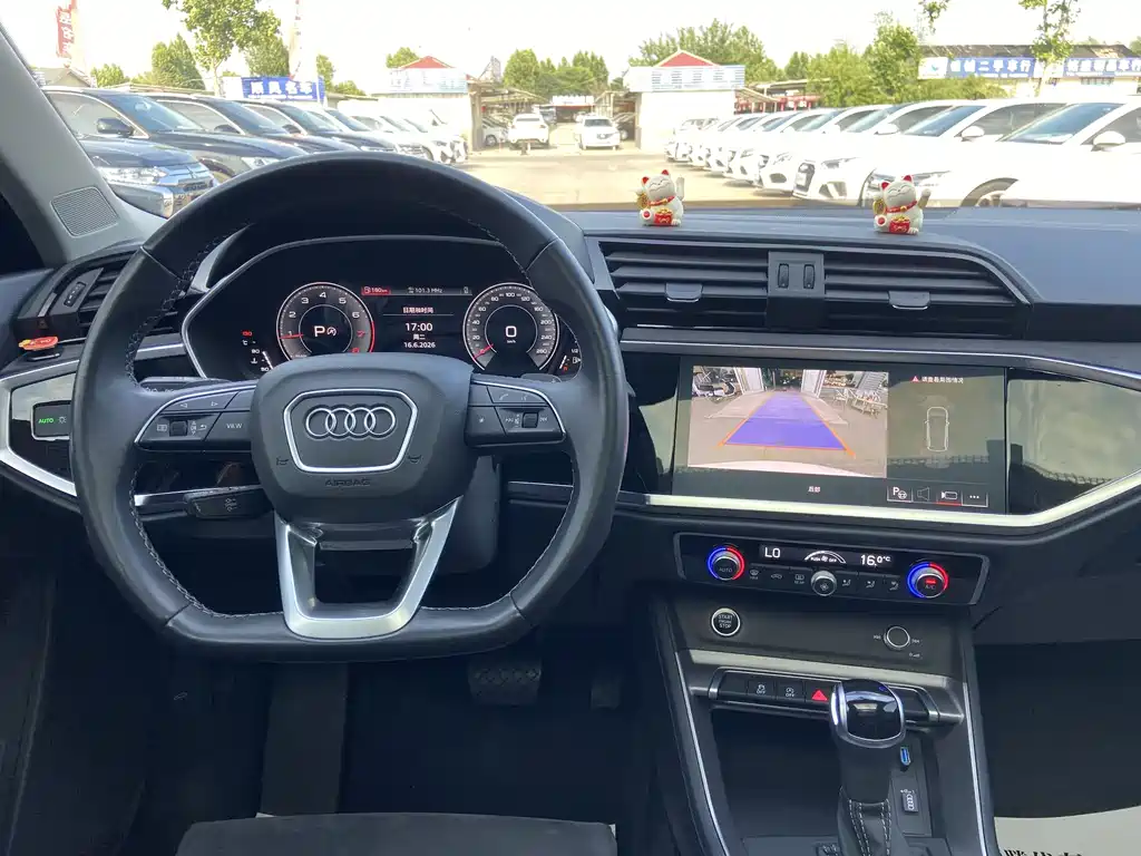 Audi Q3 2023 — фото 14