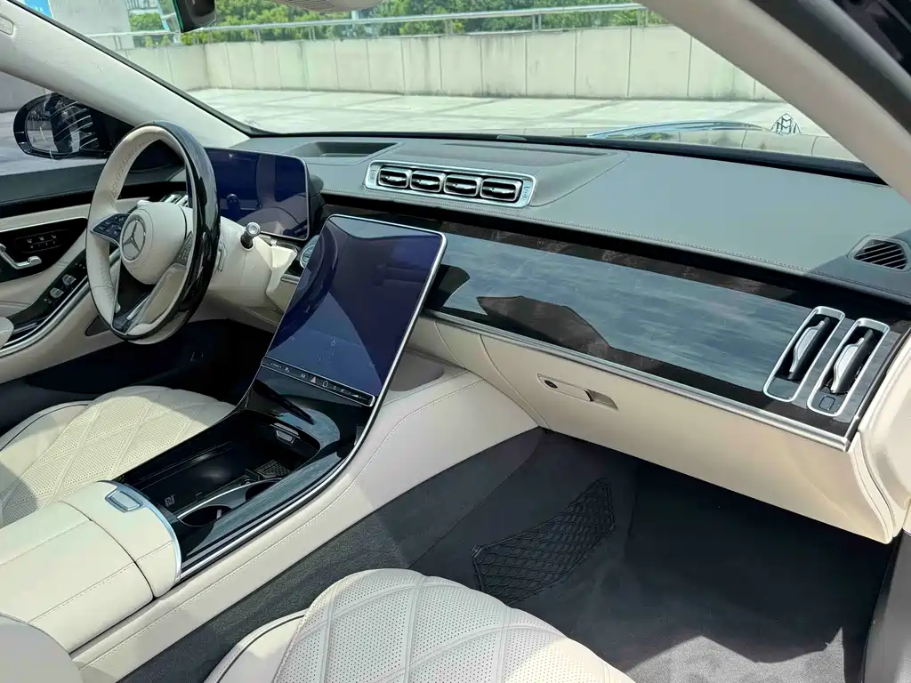 Mercedes-Benz S-Class 2024 — фото 18
