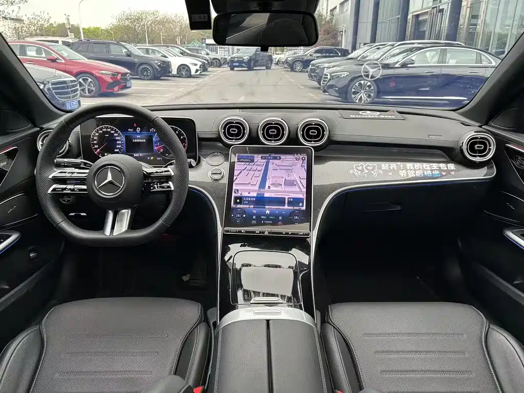 Mercedes-Benz C-Class 2024 — фото 16