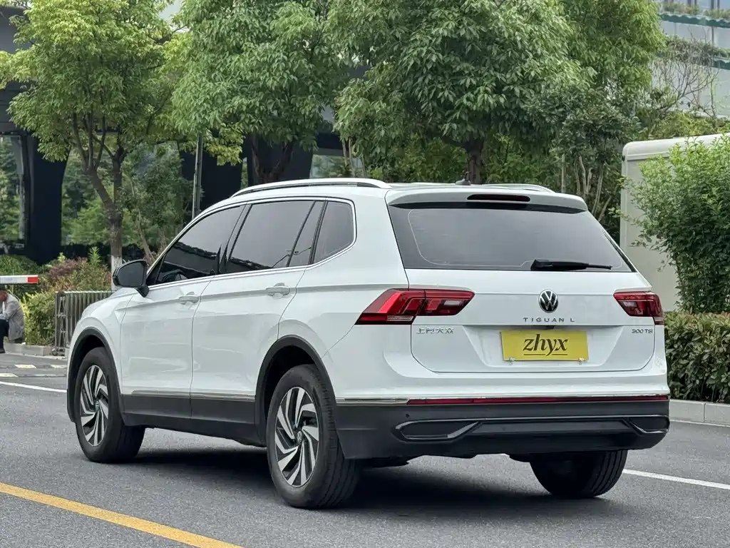 Volkswagen Tiguan L 2025 — фото 5