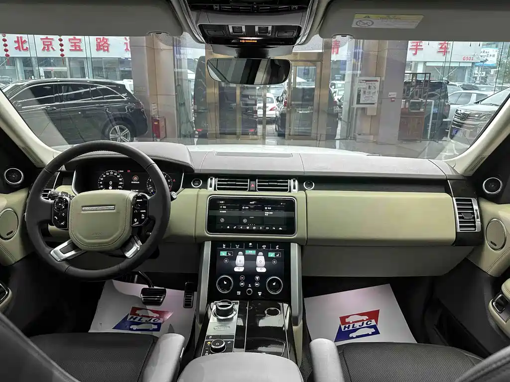 Land Rover Range Rover 2022 — фото 10