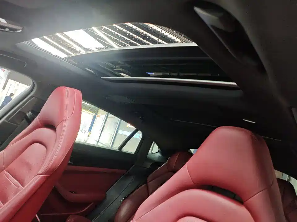 Porsche Panamera 2018 — фото 7