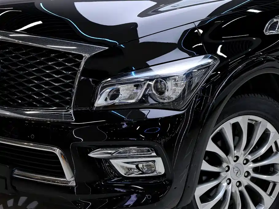 Infiniti QX80 2017 — фото 9
