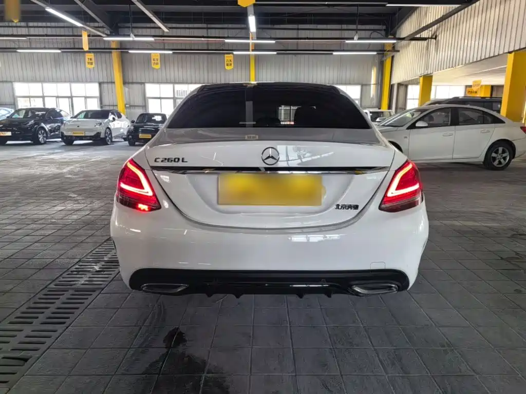 Mercedes-Benz C-Class 2021