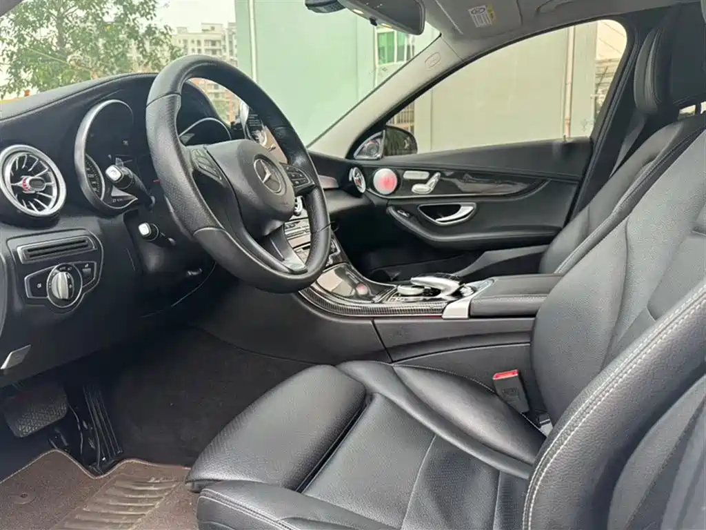 Mercedes-Benz C-Class 2018 — фото 10