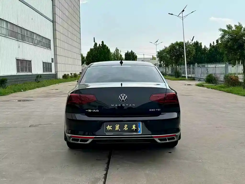 Volkswagen Magotan 2024