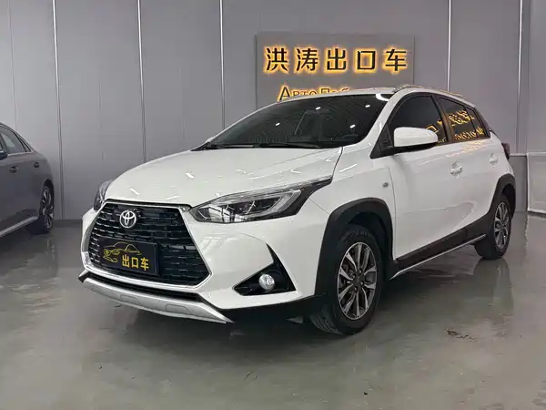 Toyota Yaris L 2022