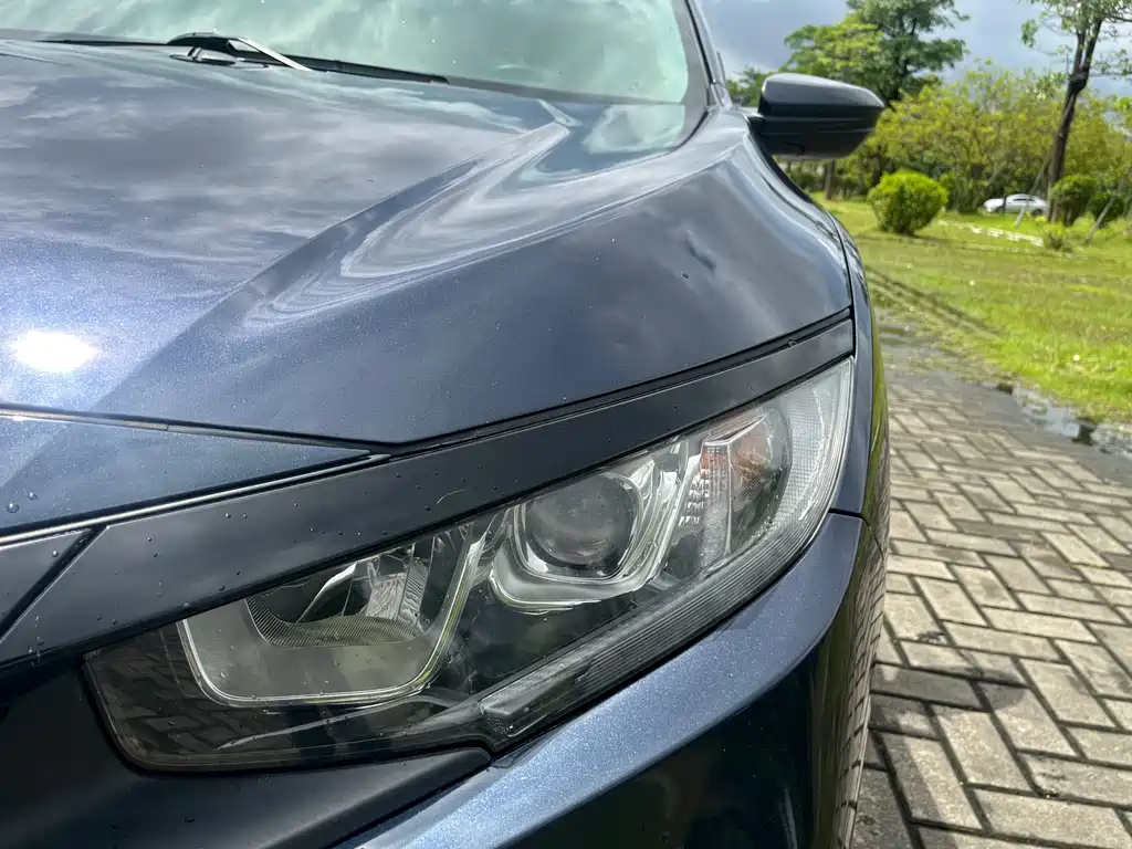 Honda Civic 2020 — фото 11