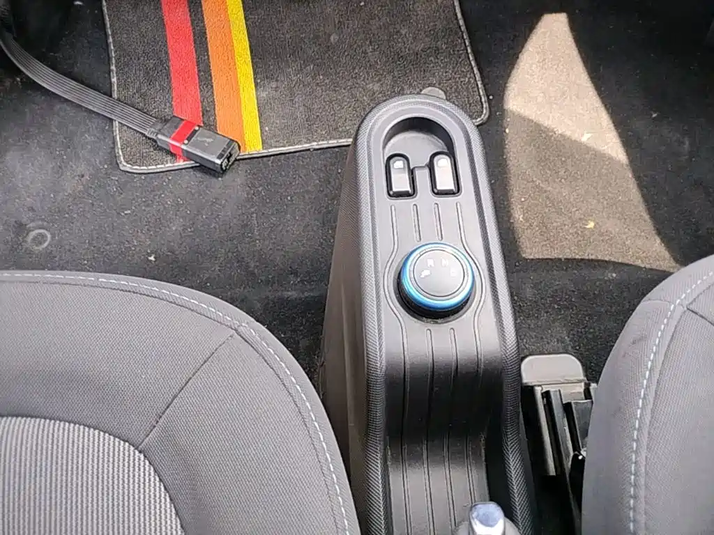 Wuling MINIEV 2021 — фото 14