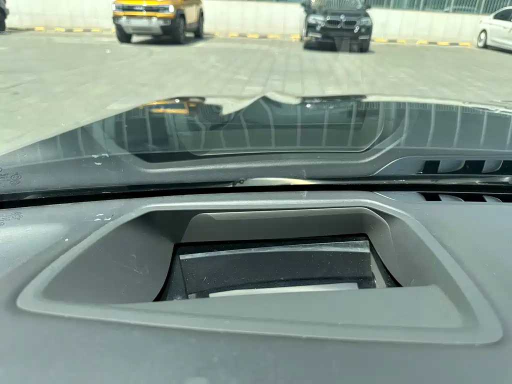 BMW 7 Series 2018 — фото 15