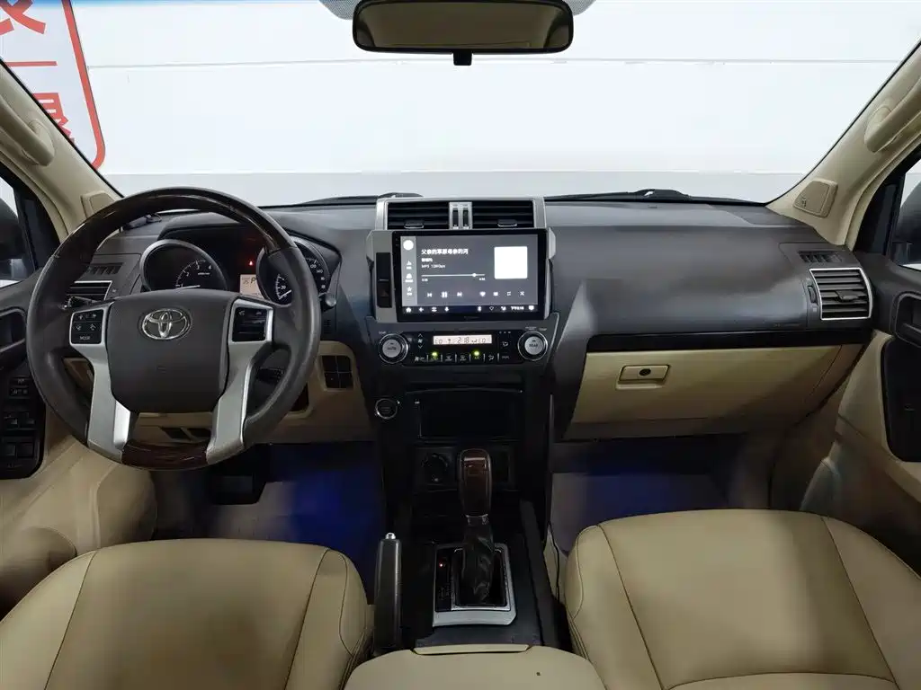 Toyota Prado 2016 — фото 5