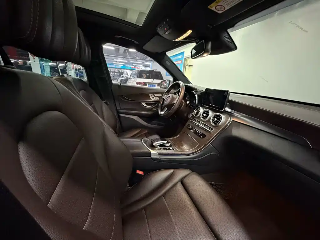 Mercedes-Benz GLC 2016