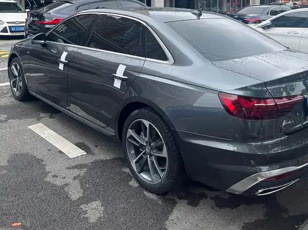 Audi A4L 2022