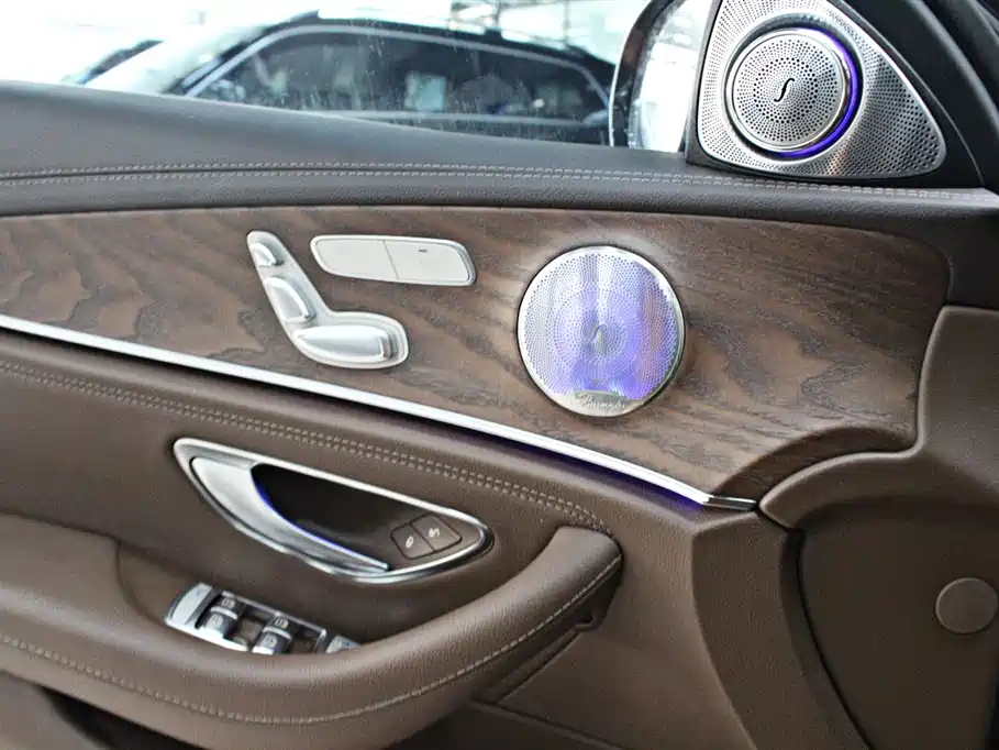 Mercedes-Benz E-Class 2020 — фото 4