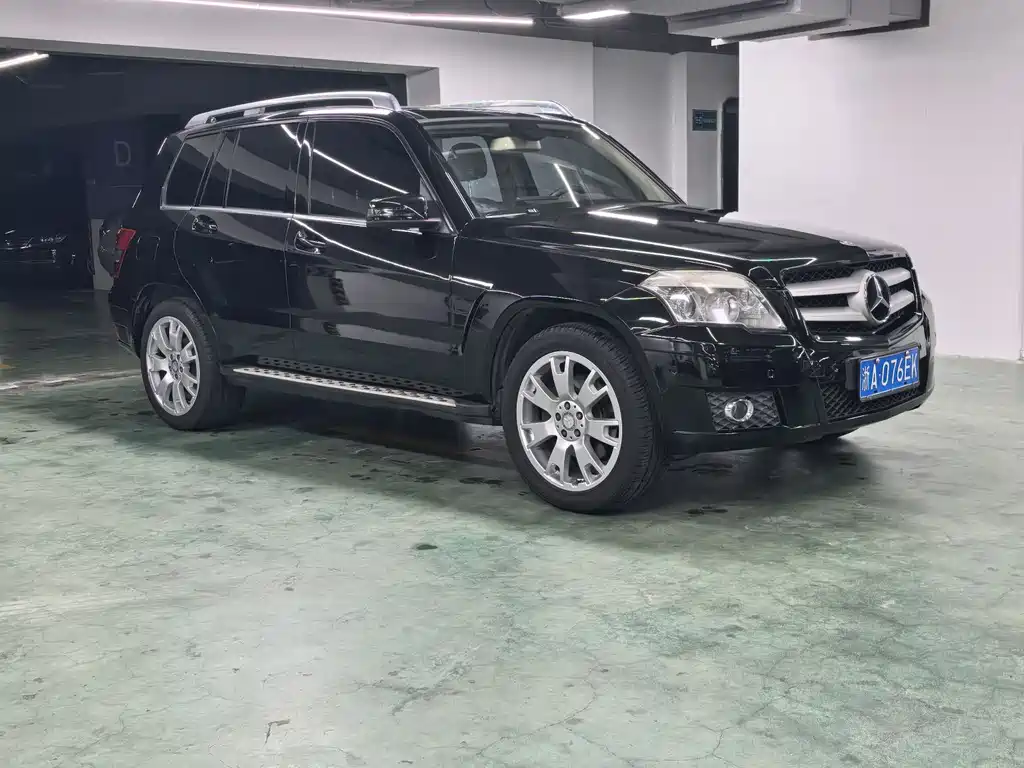 Mercedes-Benz GLK-Class 2011