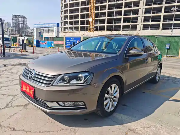 Volkswagen Magotan 2013