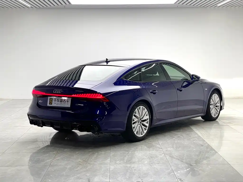 Audi A7 2021 — фото 6