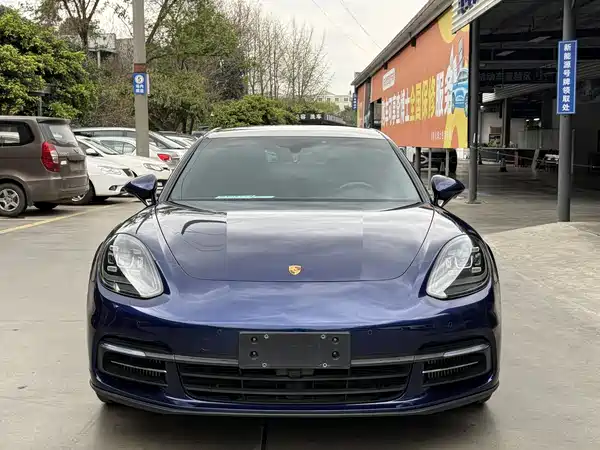 Porsche Panamera 2020