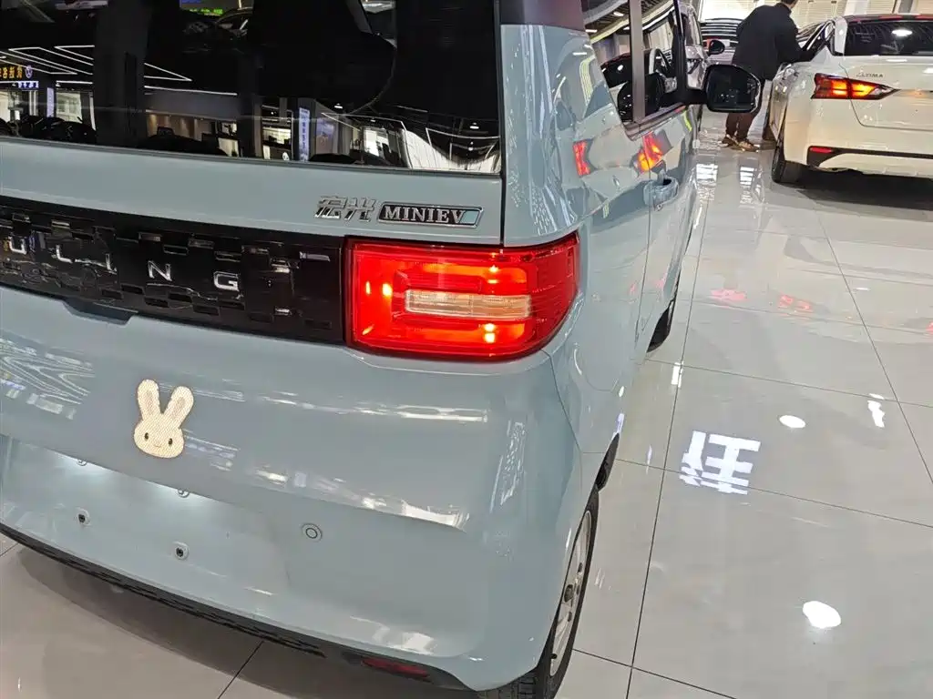 Wuling MINIEV 2021 — фото 24