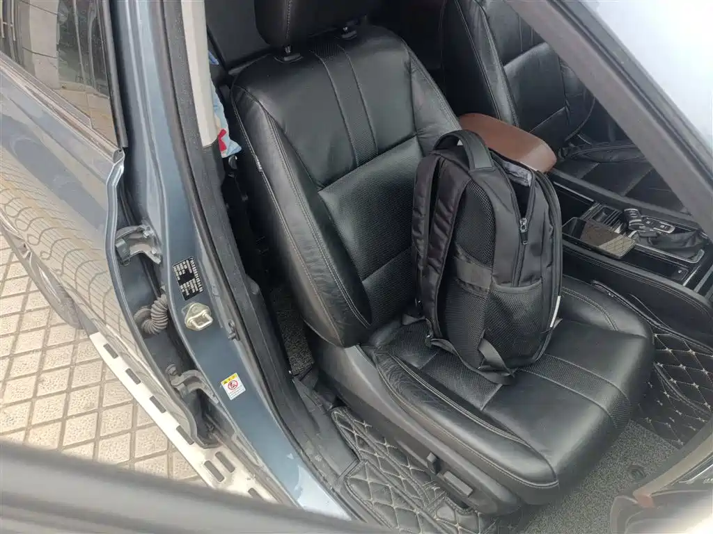 GAC Motor Trumpchi GS8 2018 — фото 25